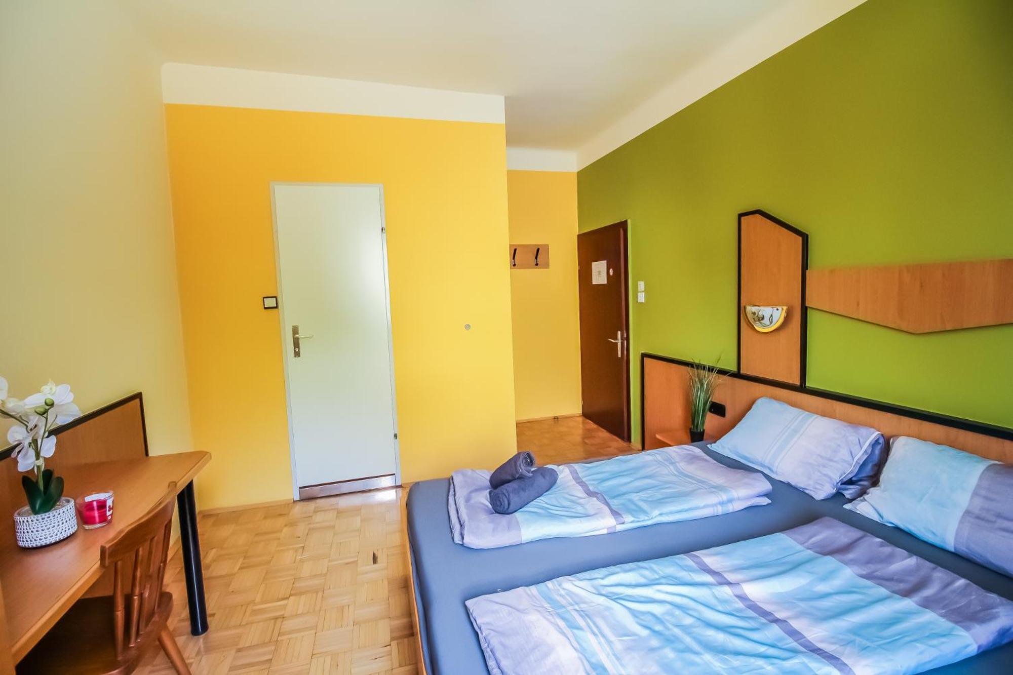 Cozy Rooms - U3 Hutteldorferstrasse Wien Ngoại thất bức ảnh